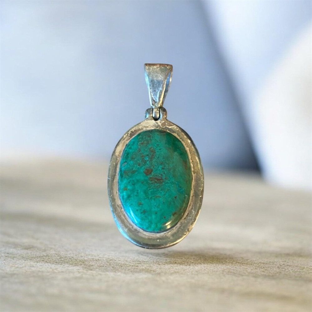 Sterling Silver Vintage Turquoise Oval Pendant and Earring Set - Picture 3 of 3